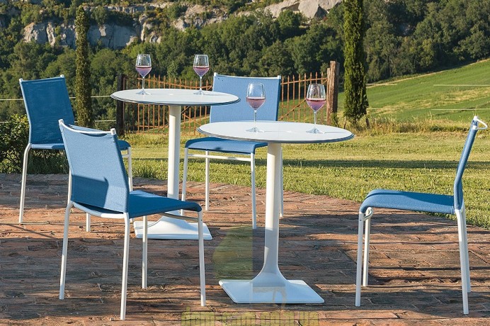 Штабелируемый легкий стул Bontempi Ingenia Liu