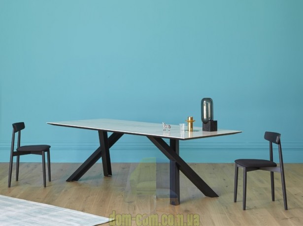 Лаконичный деревянный стул Miniforms Claretta