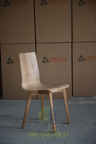 Стул на дубовом каркасе Delta Luka RW Орех Egger H3303