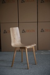 Стул на дубовом каркасе Delta Luka RW Орех Egger H3303