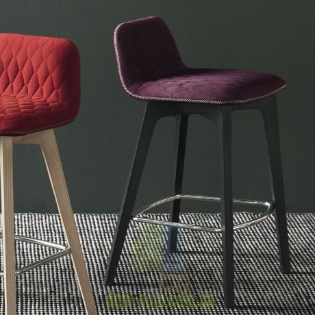 Стул полубарный с мягким сидением Connubia Calligaris SAMI CB/1488