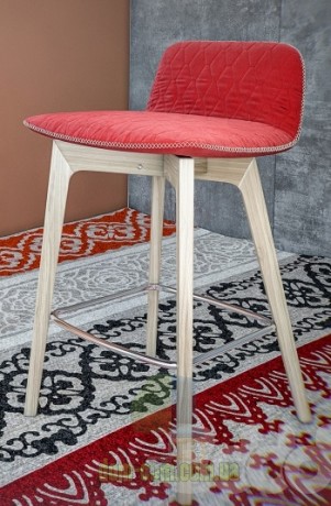 Стул полубарный с мягким сидением Connubia Calligaris SAMI CB/1488