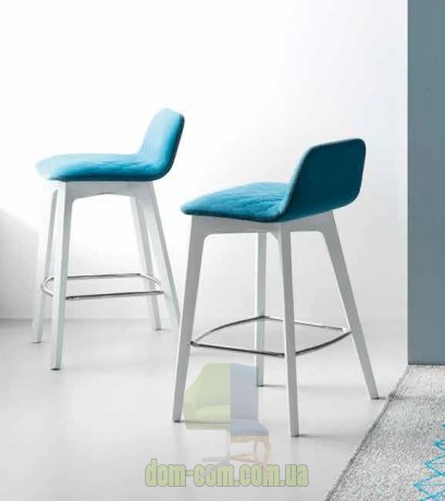 Стул полубарный с мягким сидением Connubia Calligaris SAMI CB/1488