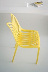 Красивый стул из полипропилена Gaber Opera