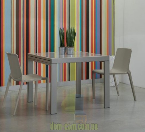 Недорогой итальянский стол Ingenia Sky