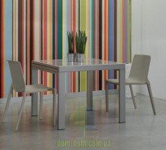 Недорогой итальянский стол Ingenia Sky