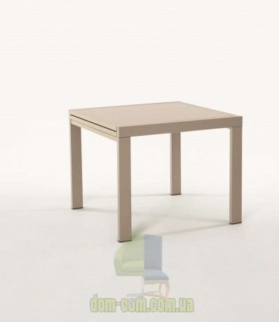 Недорогой итальянский стол Ingenia Sky