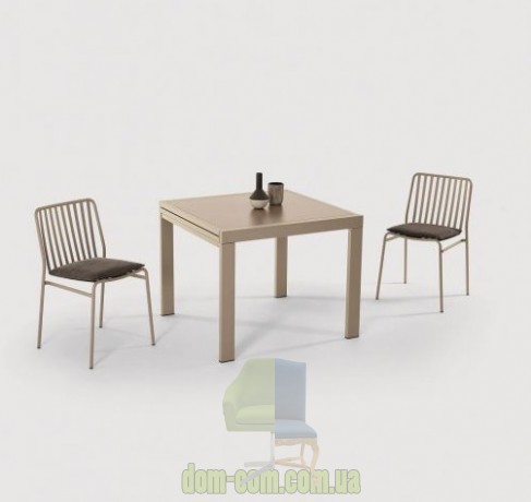 Недорогой итальянский стол Ingenia Sky