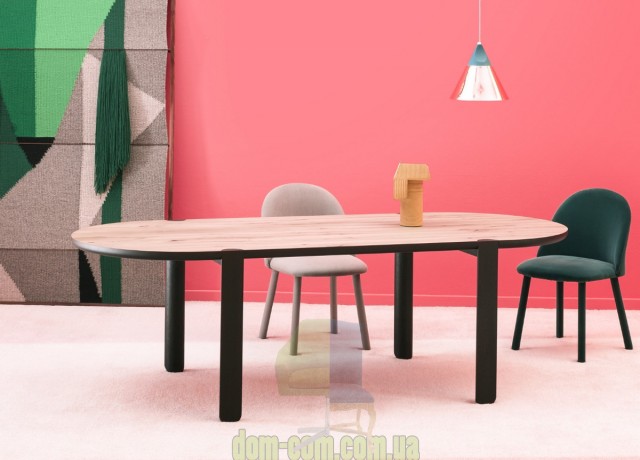 Удобный дизайнерский стул полностью обтянут тканью Miniforms Iola