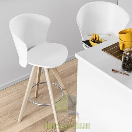 Барный стул Calligaris Bahia W CS1834 на деревянных ножках