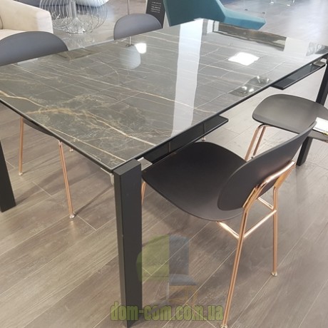 Тонкий раскладной обеденный стол Tonelli Design Livingstone Ceramic