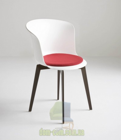 Небольшое поворотное кресло из технополимера Gaber  Epica