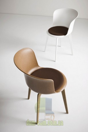 Небольшое поворотное кресло из технополимера Gaber  Epica