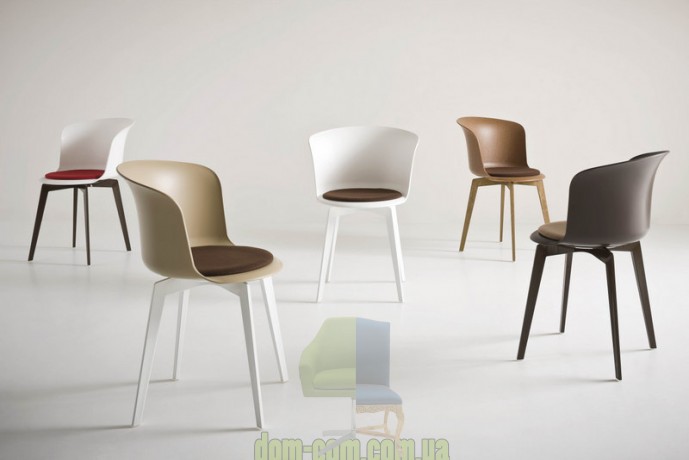 Небольшое поворотное кресло из технополимера Gaber  Epica