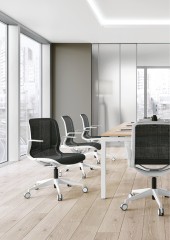 Сетчатое кресло для офиса MyMesh Sesta
