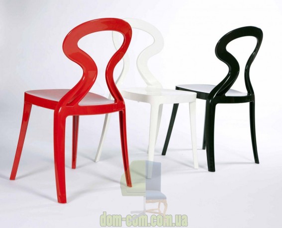 Дизайнерский стул из технополимера Gaber Anita