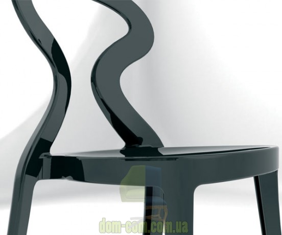 Дизайнерский стул из технополимера Gaber Anita