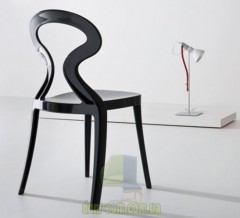 Дизайнерский стул из технополимера Gaber Anita