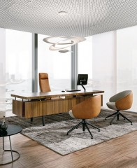 Удобное поворотное кресло Botero Mignon Sesta