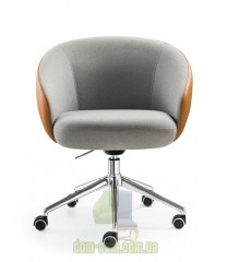 Удобное поворотное кресло Botero Mignon Sesta
