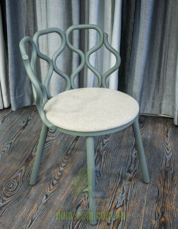 Стильный дизайнерский стул Very Wood Gerla