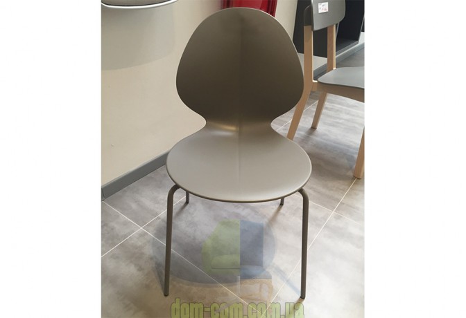 Стул с фигурной спинкой Calligaris Basil CS/1359