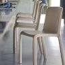 Стул в ярких расцветках Pedrali Snow 300
