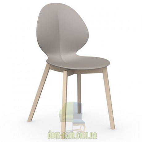 Стул на деревянном каркасе Calligaris Basil CS/1348