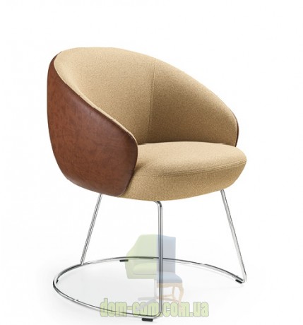 Комфортное кресло на металличеcком каркасе Botero Mignon Sesta
