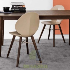Стул на деревянных ножках Calligaris Basil CS/1820