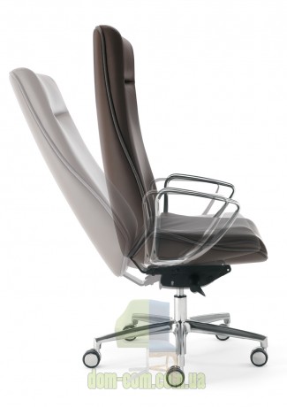 Кресло для руководителя с подголовником Sesta Jada