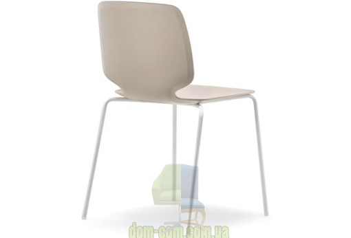 Стул из технополимера Pedrali Babila 2730