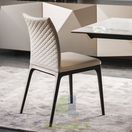 Стул со стеганной спинкой Cattelan Italia Arcadia Couture