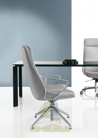 Директорское кресло без подголовника Sesta Jada