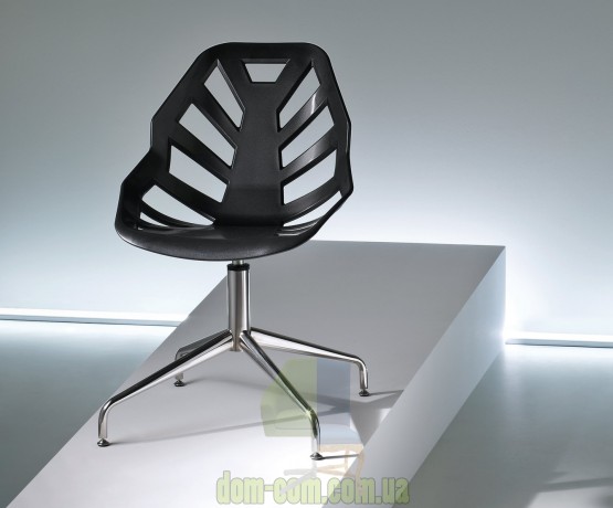 Поворотный стул в стильном дизайне Gaber Ninja
