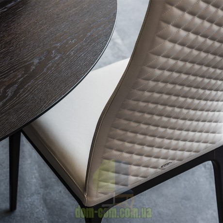 Стул c высокой  стеганной спинкой Cattelan Italia Arcadia Couture