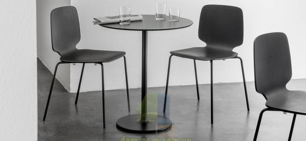 Стул из гнутой фанеры Pedrali Babila 2710