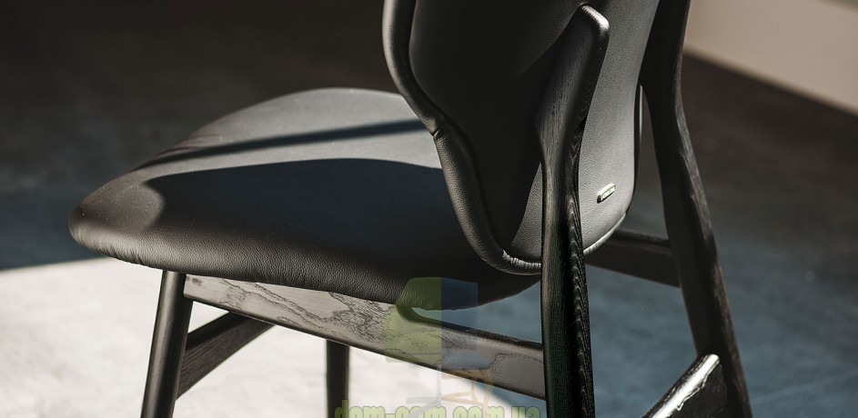 Необычный мягкий дизайнерский стул Cattelan Italia Dumbo