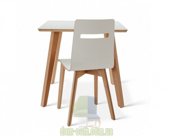 Квадратный обеденный стол со столешницей HPL Sigma Delta