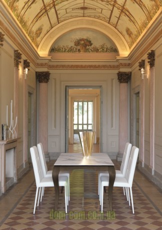 Стол с красивыми изогнутыми ногами Friulsedie Victor 