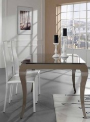 Стол с красивыми изогнутыми ногами Friulsedie Victor 