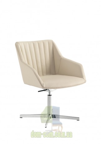 Маленькое уютное кресло Sesta Dama