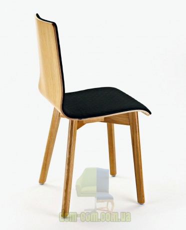 Стул на дубовом каркасе Delta Luka Soft RW черная ткань