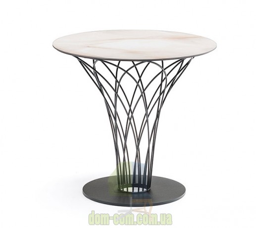 Небольшой стол на ажурном основании Cattelan Italia Nido Keramik Bistrot