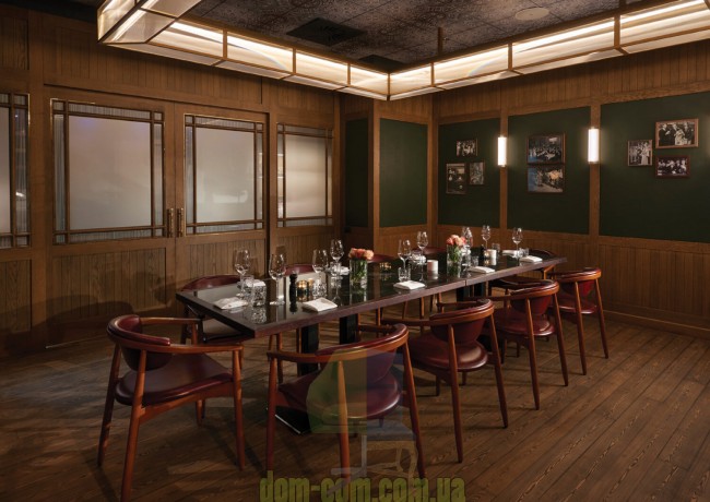 Деревянный стул с подлокотниками Joanne JMS M954С