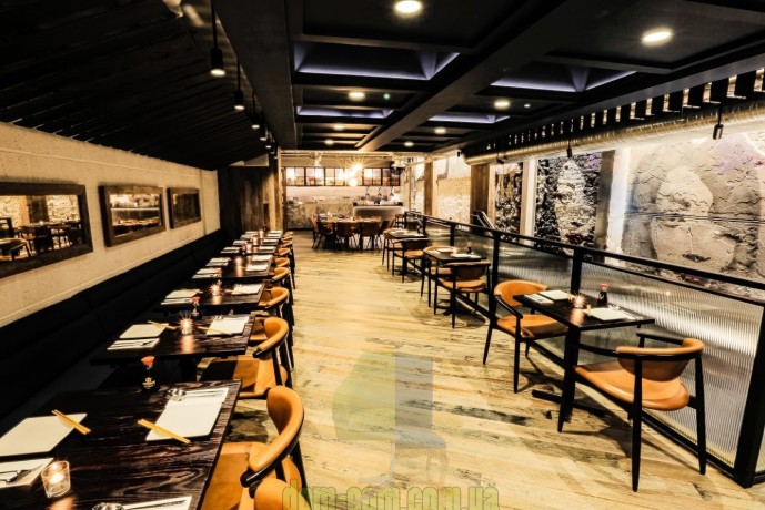 Деревянный стул с подлокотниками Joanne JMS M954С