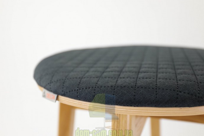 Табурет деревянный Tom Delta