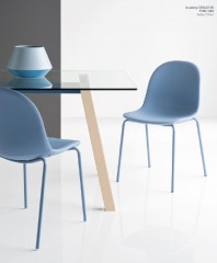 Стул полипропиленовый Connubia Academy CB/1663