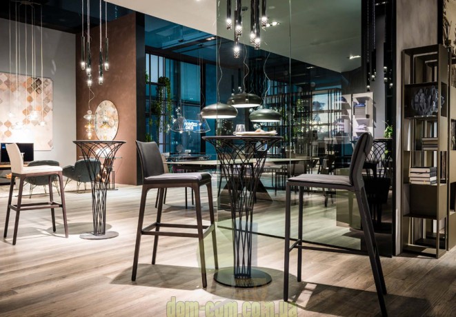 Небольшой барный стол на ажурном основании Cattelan Italia Nido Keramik Bistrot