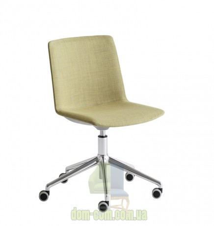 Поворотный стул на 5-ти лучевой основе Gaber JUBEL